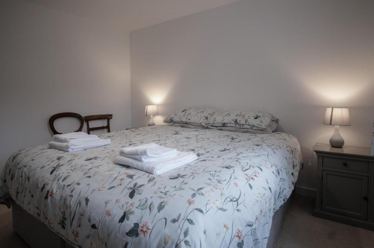 Maes Yr Odyn - 3 Bedroom Holiday Home - Нарбърт Екстериор снимка