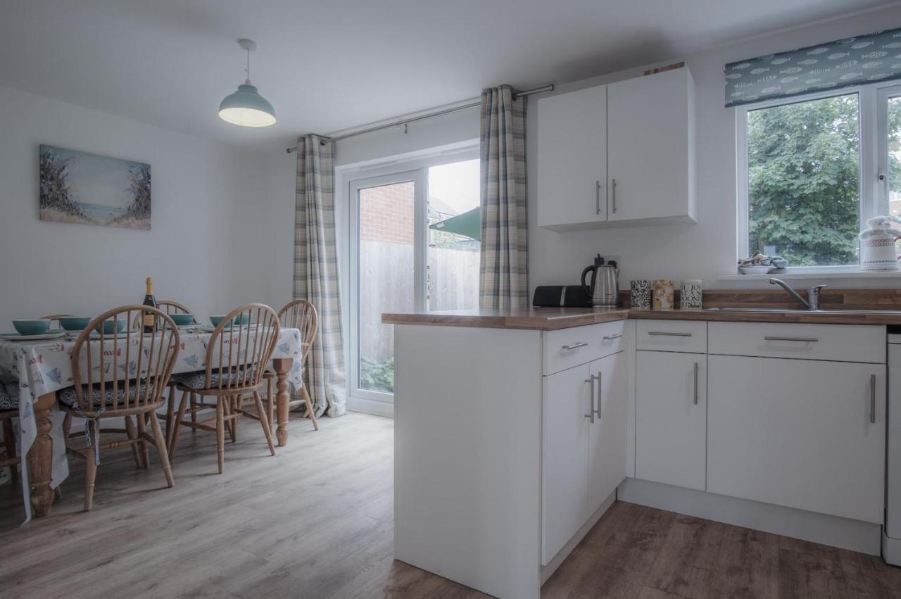 Maes Yr Odyn - 3 Bedroom Holiday Home - Нарбърт Екстериор снимка