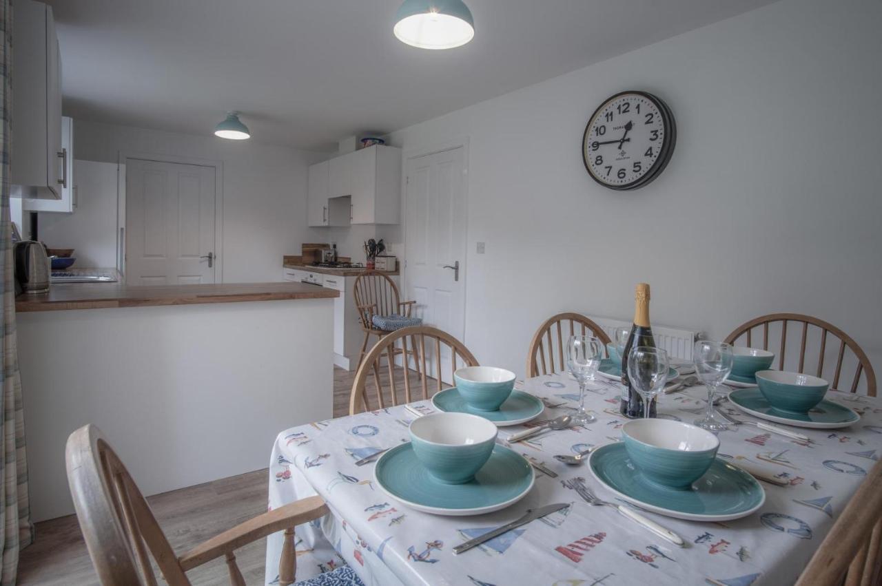 Maes Yr Odyn - 3 Bedroom Holiday Home - Нарбърт Екстериор снимка